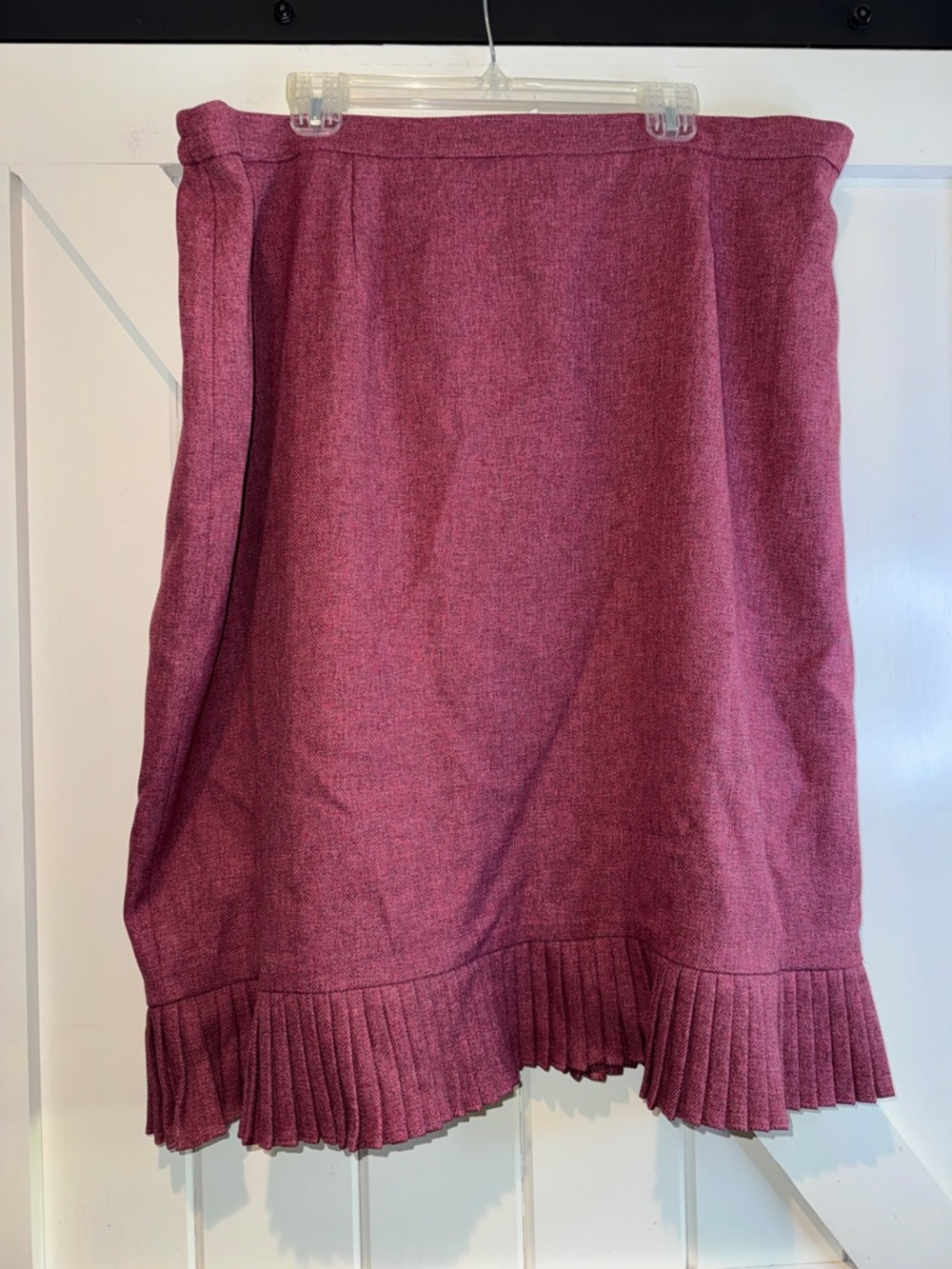Le Suit Mauve-Pink Tailored Blazer and Skirt Set with Sequin Scarf - Picture 8 of 11